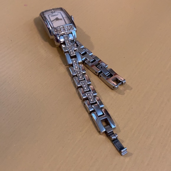 DONATED Ladies Fossil watch - Picture 4 of 9